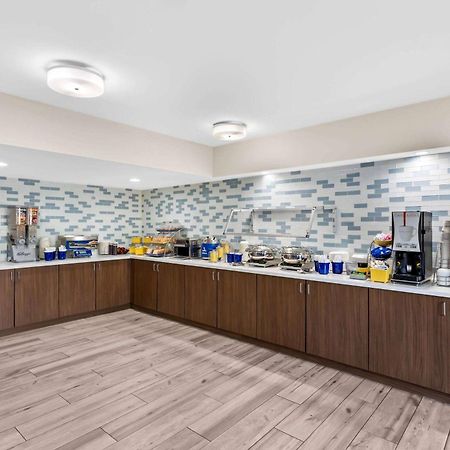 Days Inn & Suites By Wyndham Mesa Near Phoenix מראה חיצוני תמונה
