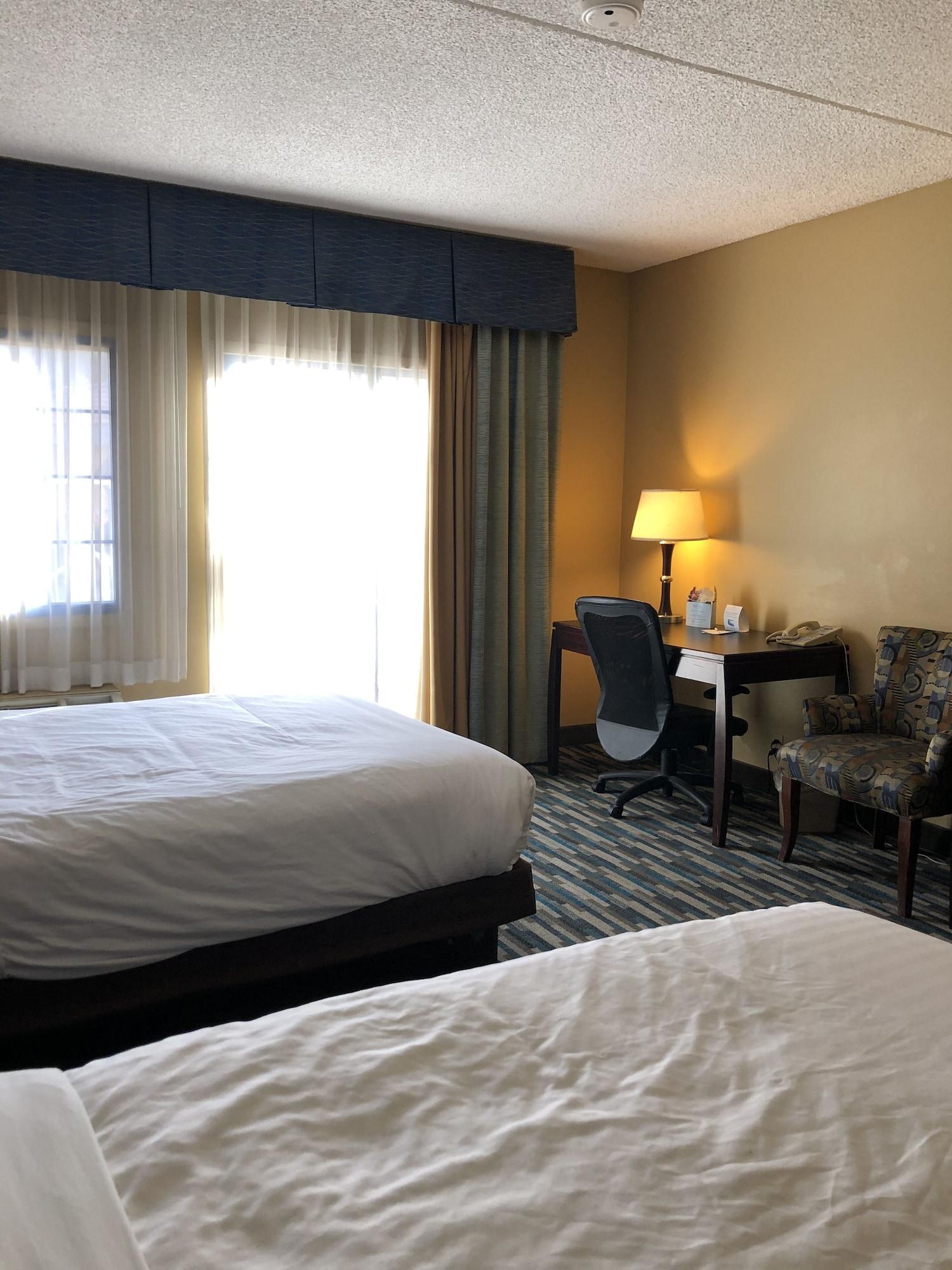 Days Inn & Suites By Wyndham Mesa Near Phoenix מראה חיצוני תמונה